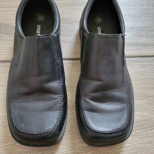 Boys slip on black dress shoe